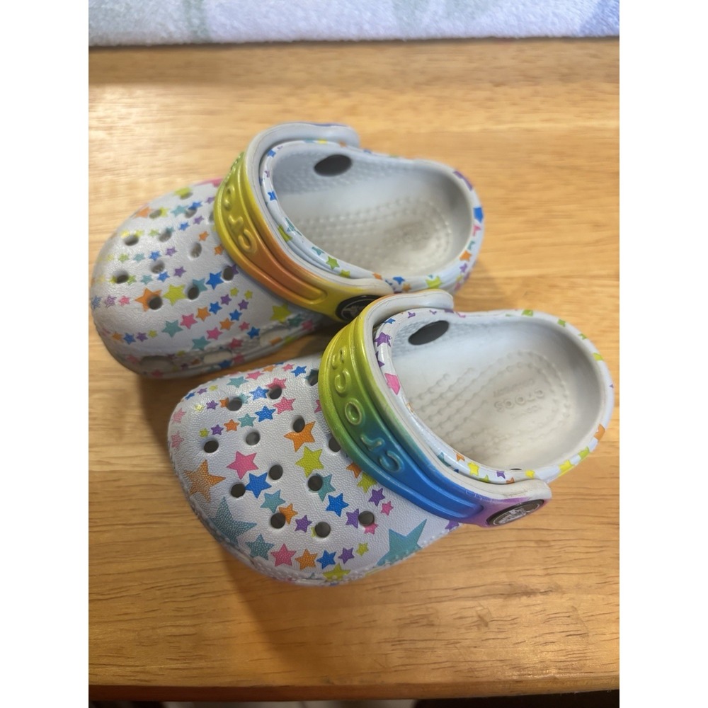 Crocs Girl's Slip‎ On Shoes Grey With Multicolor Stars Child 4